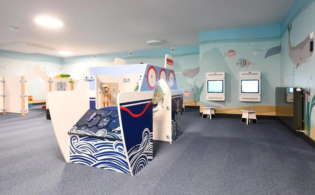 Apartamenty Navigator -Lux Nadmorskie Tarasy Kolobrzeg Poland